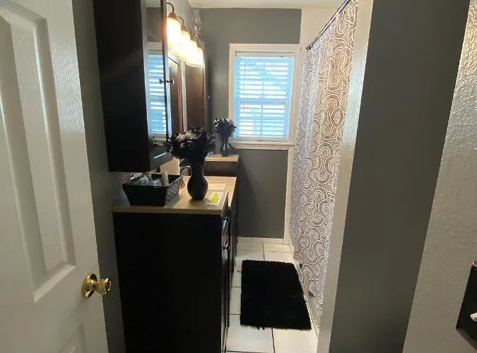 Xscapecation Oasis Villa Tulsa